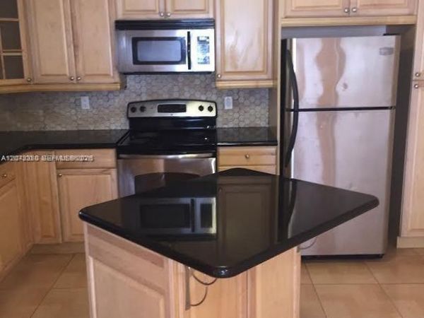 4524 SW 54th St , Unit 502-W, Dania Beach, FL 33314