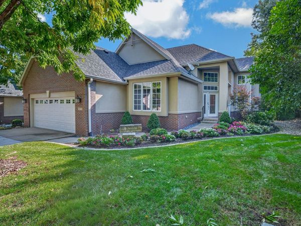 2876 Druid Hill Drive, Des Moines, IA 50315