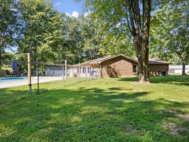 2623 Poplar Ridge Drive, Tate Township, OH 45106 Photo 17