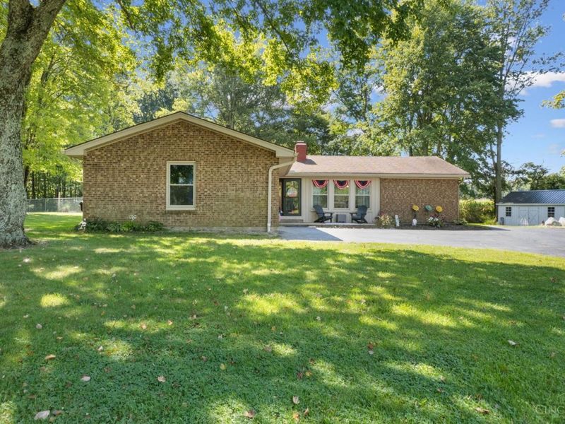 2623 Poplar Ridge Drive, Tate Township, OH 45106 Photo 2
