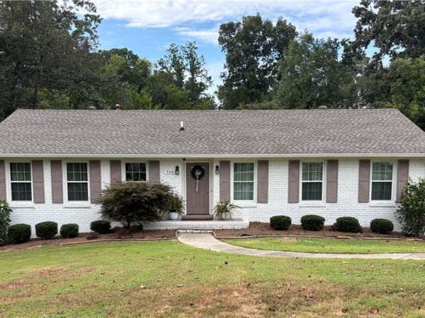 720 Darlene Drive, Fultondale, AL 35217