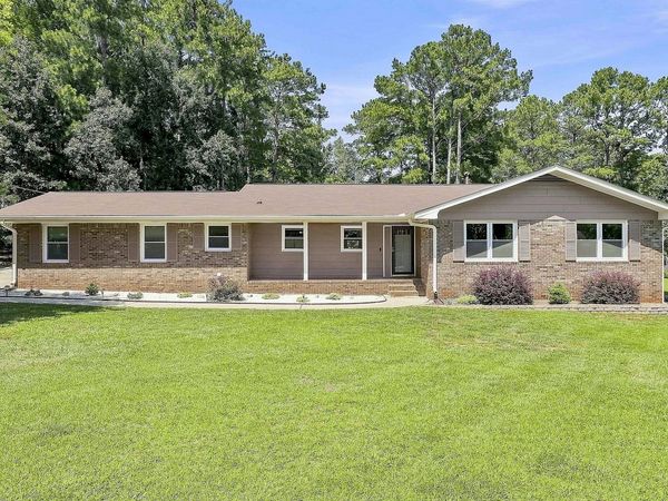 517 Avalon Drive, Fayetteville, GA 30214