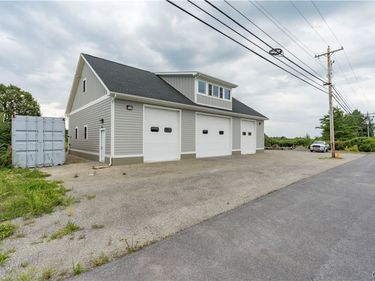 46340 County Route 1 , Alexandria Bay, NY 13607