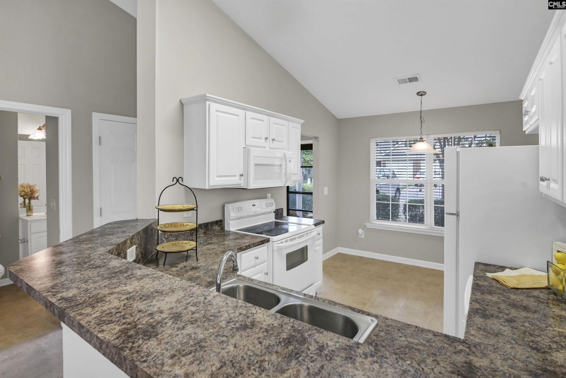 179 Courtside Drive Photo 10