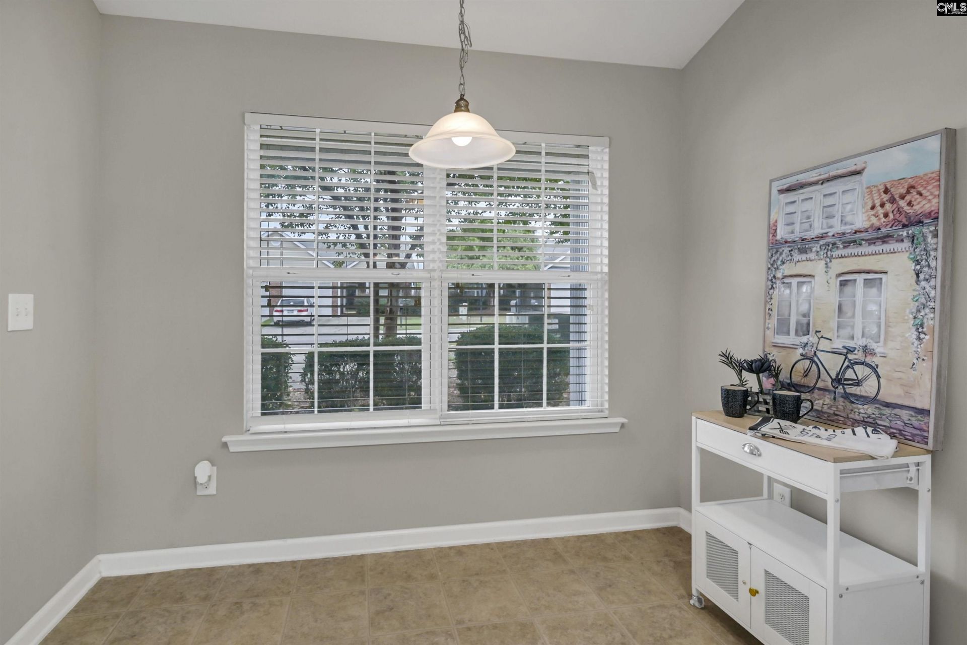 179 Courtside Drive Photo 11