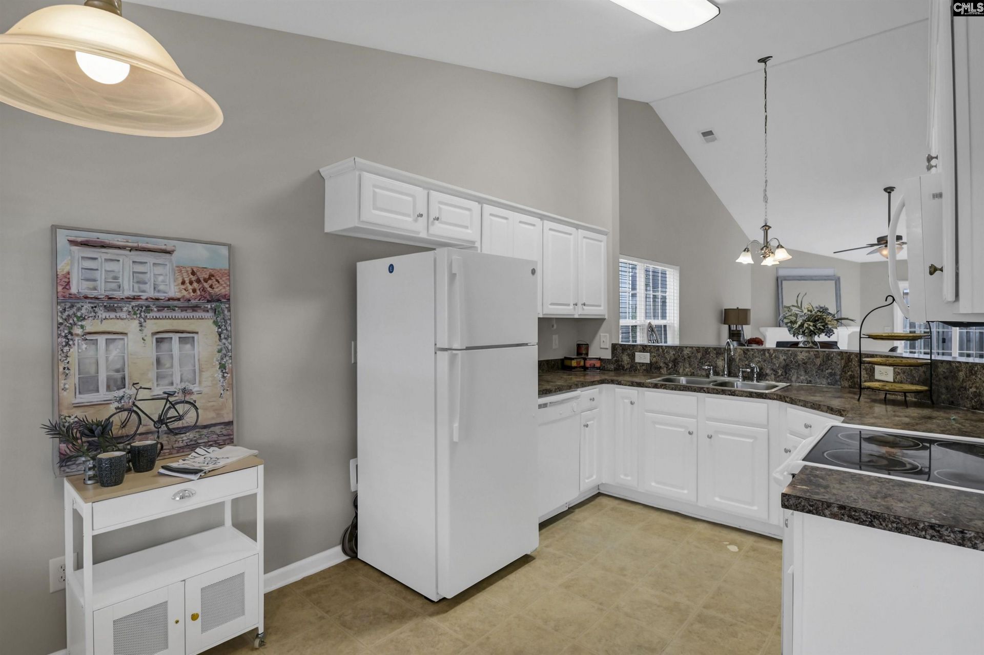 179 Courtside Drive Photo 5
