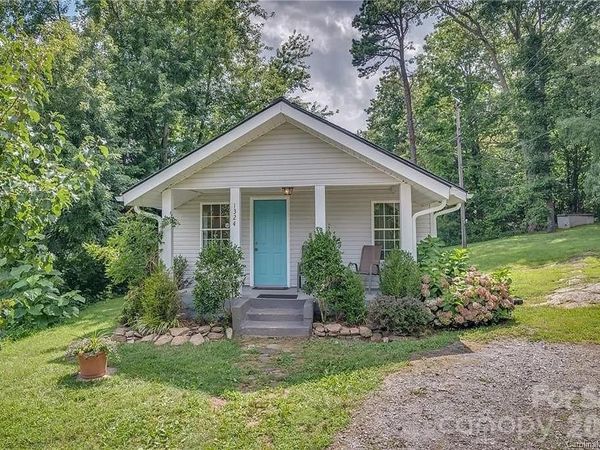 1324 Low Gap Road , Hendersonville, NC 28792