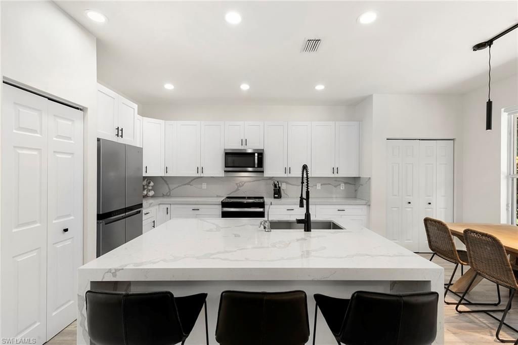 1380 Areca Cv , Naples, FL 34119 Photo