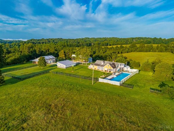 1573 Cedar Mills Road, Blue Creek, OH 45616