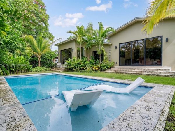 2434 SW 19th St, Miami, FL 33145