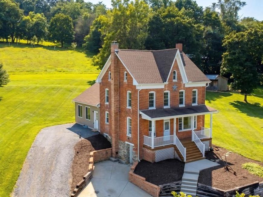 745 Meadowview Drive , Red Lion, PA 17356 Main Photo