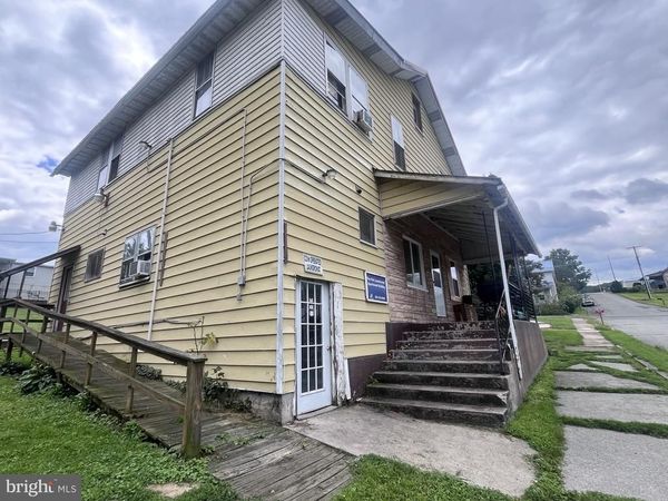 402 16TH STREET , SAXTON, PA 16678