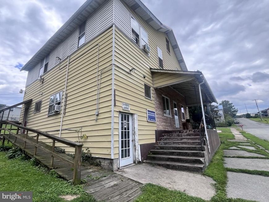 402 16th Street , Saxton, PA 16678 Main Photo