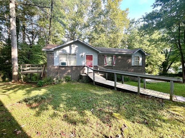 1604 33RD St, Haleyville, AL 35565
