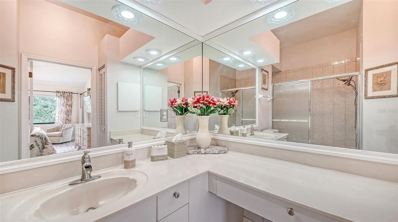 7584 Eagle Creek Drive, Unit 7584, Sarasota, FL 34243 Photo