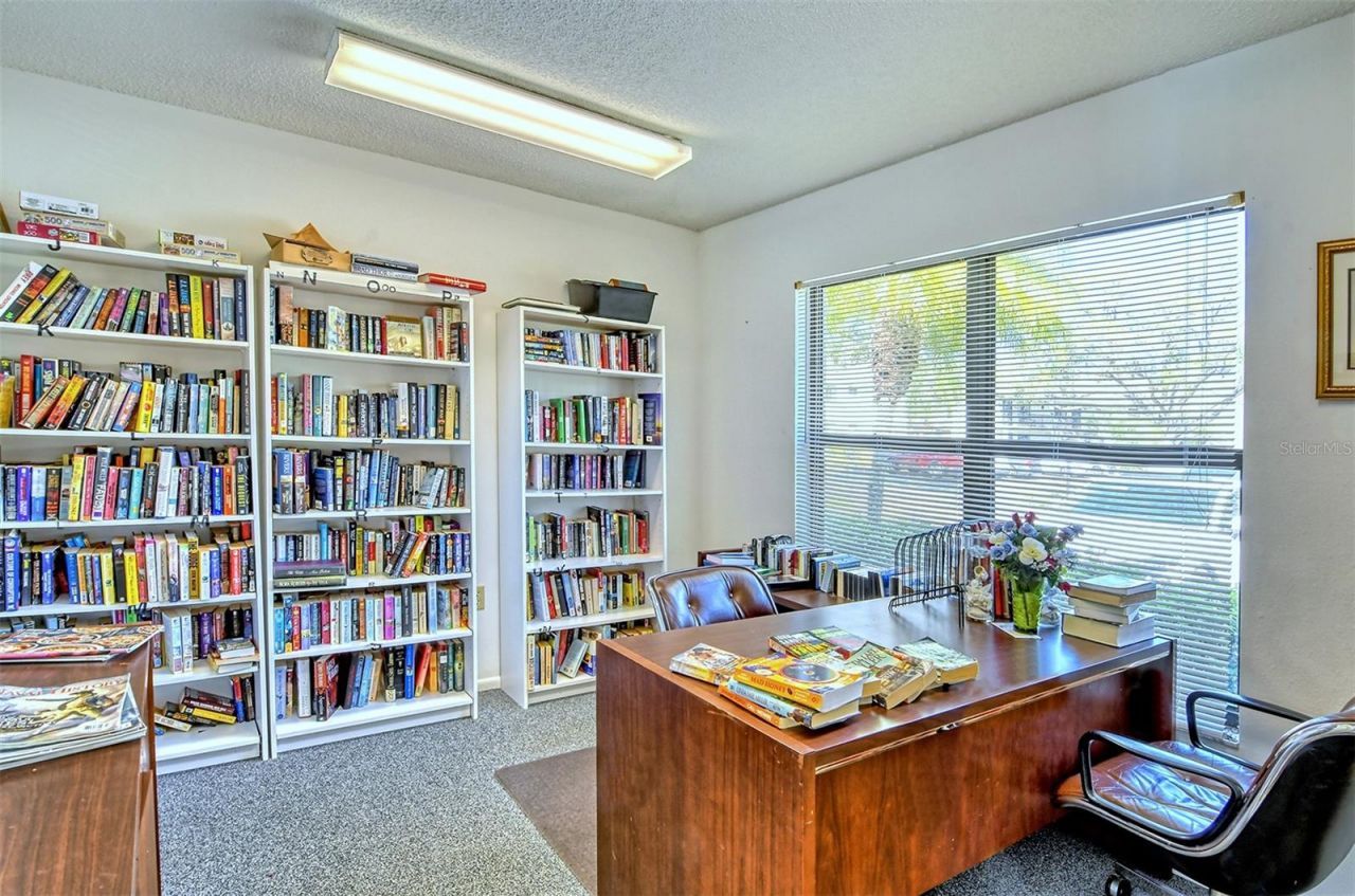 7584 Eagle Creek Drive, Unit 7584, Sarasota, FL 34243 Photo