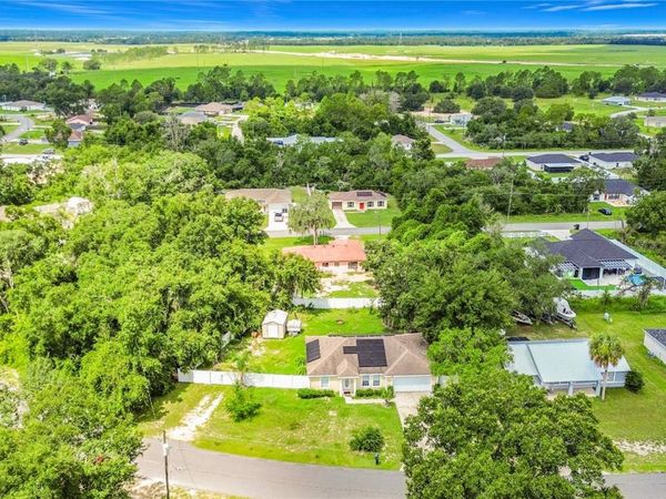 215 OAK CIRCLE , OCALA, FL 34472