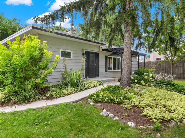 268 N Bonnie Brae Avenue , Elmhurst, IL 60126