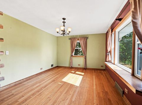 Main Photo