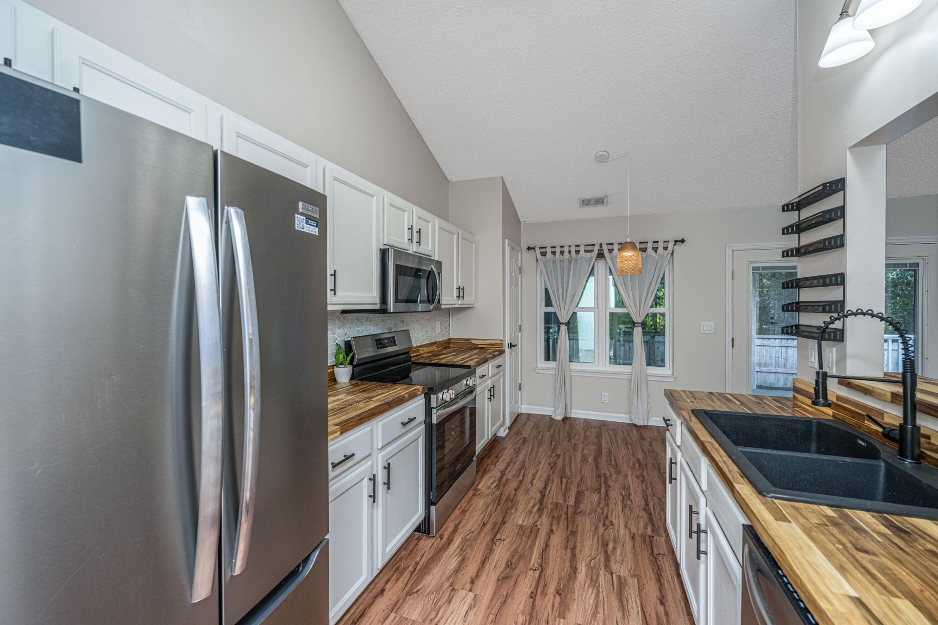 505 Stratton Court Photo 19