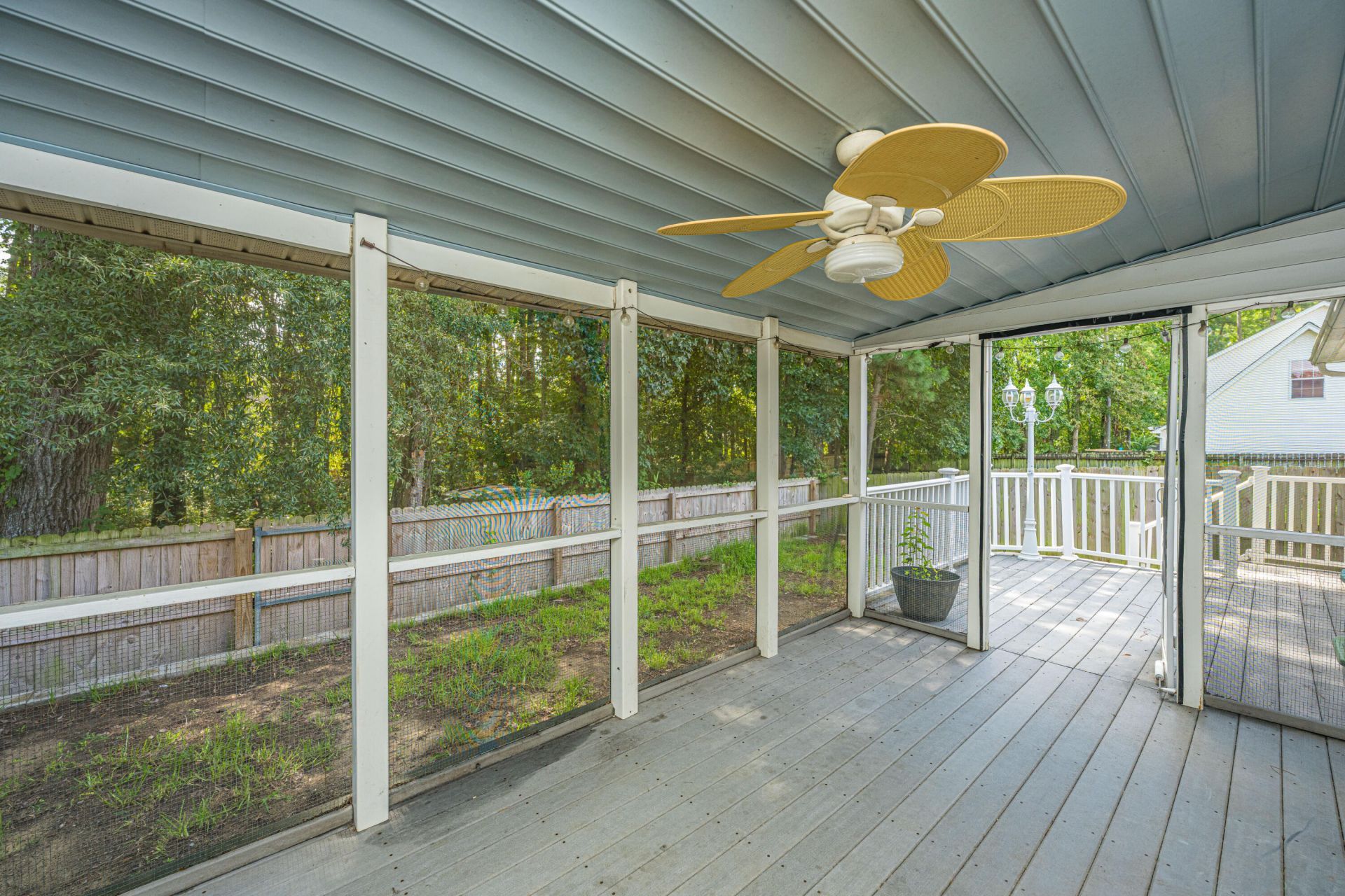 505 Stratton Court Photo 33
