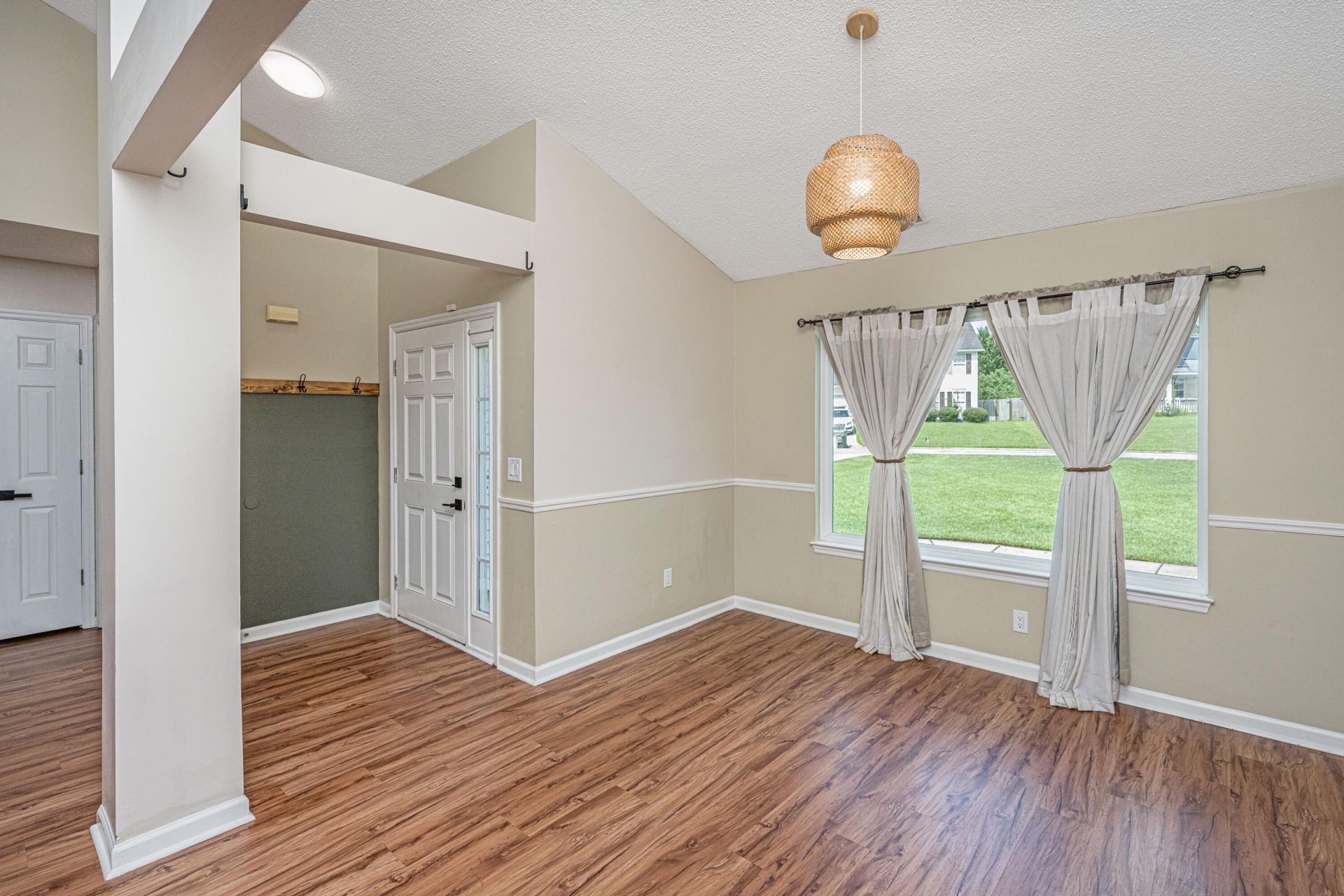 505 Stratton Court Photo 8