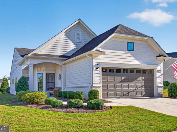 5939 Rollingwood Way, Hoschton, GA 30548