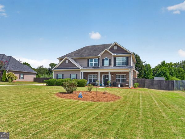 124 Hamilton Lake Drive, Lagrange, GA 30241