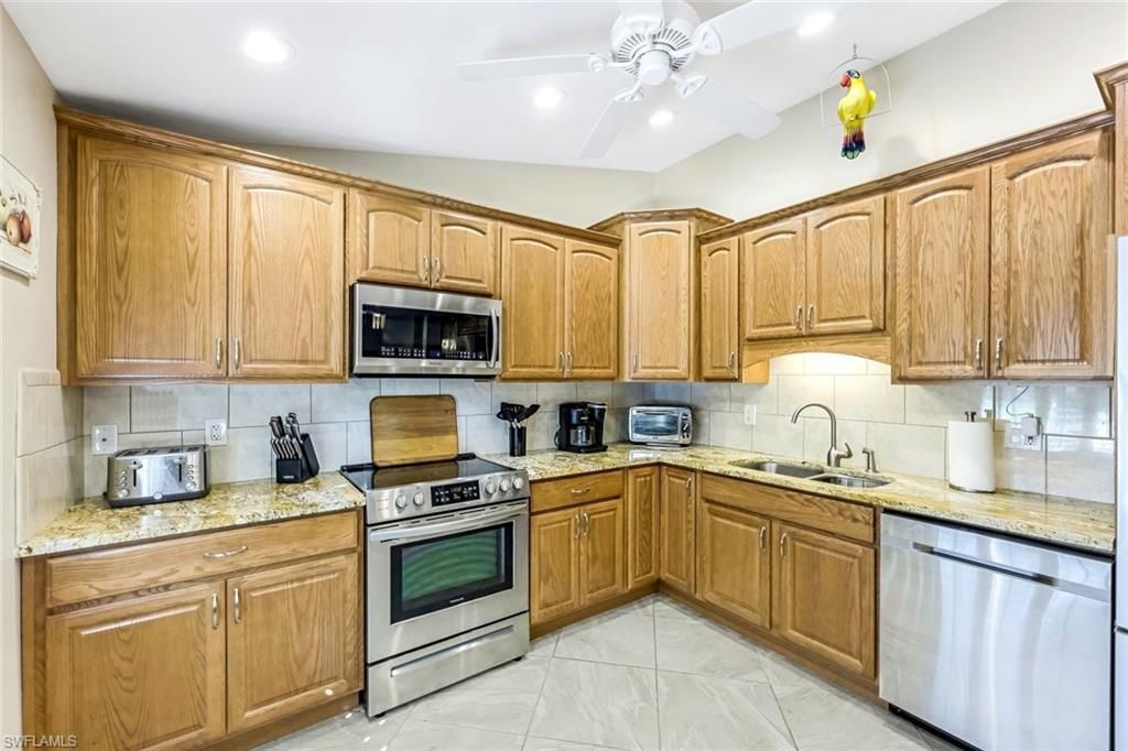 194 Albi Rd, Unit 8, Naples, FL 34112 Photo