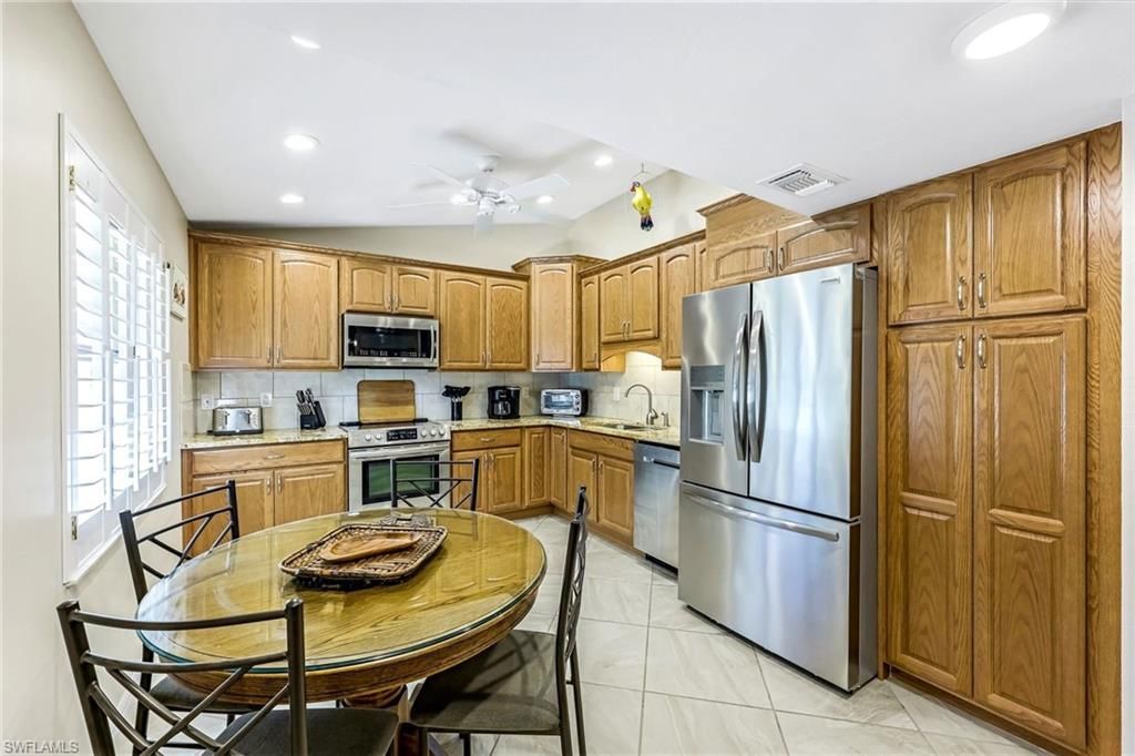 194 Albi Rd, Unit 8, Naples, FL 34112 Photo