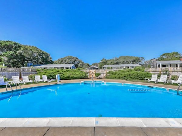 21 Island Inn Road, UNIT 38 G, Oak Bluffs, MA 02557