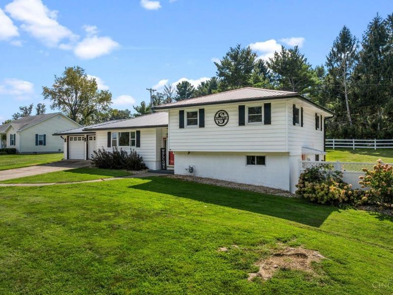 109 Elizabeth Drive, Hillsboro, OH 45133 Photo 2