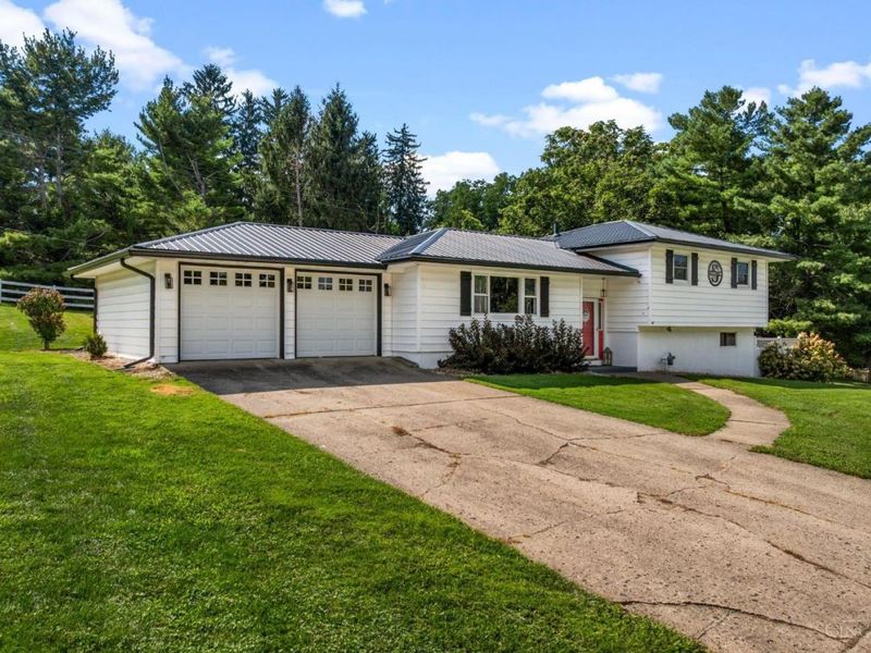 109 Elizabeth Drive, Hillsboro, OH 45133 Photo 3