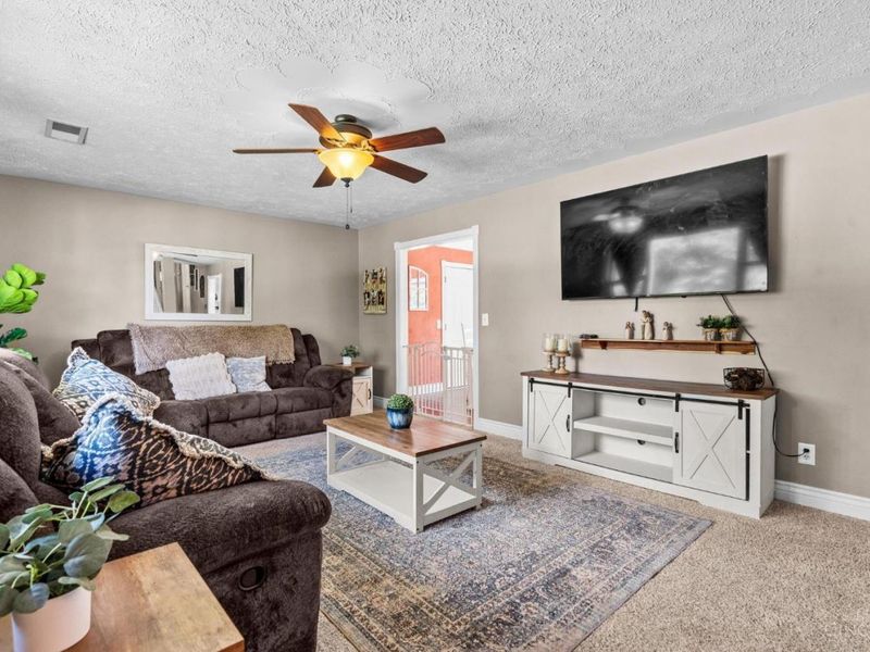 109 Elizabeth Drive, Hillsboro, OH 45133 Photo 7
