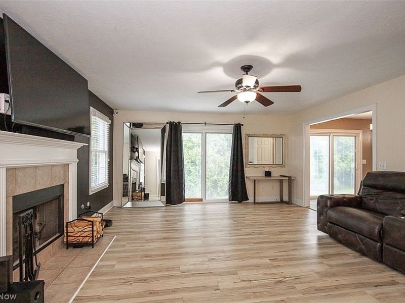 25660 Edgecliff Drive, Euclid, OH 44132 Photo 10