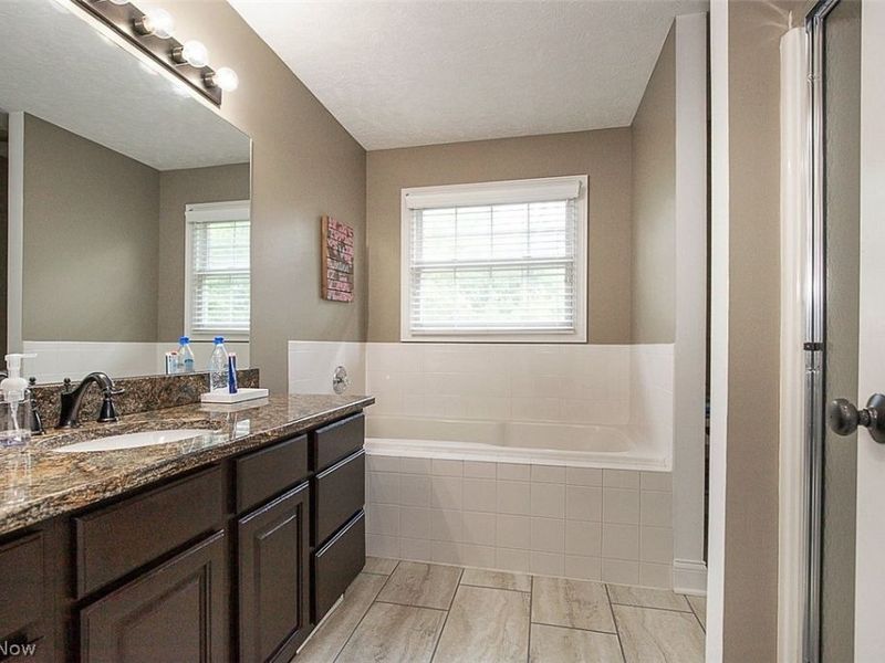 25660 Edgecliff Drive, Euclid, OH 44132 Photo 28