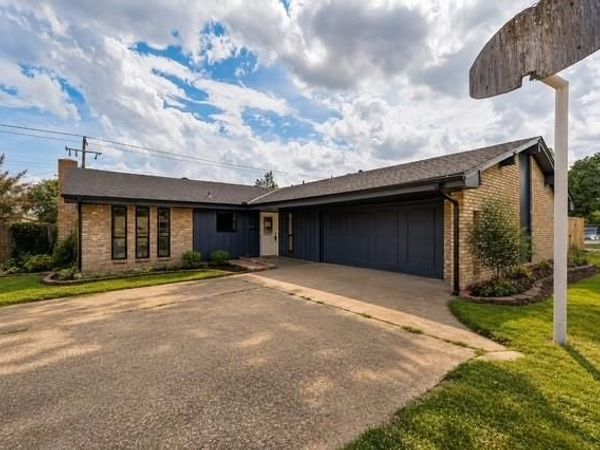 6736 Cherry Place, Oklahoma City, OK 73127