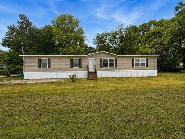 453 Gilchrist Rd. , Marion, SC 29571
