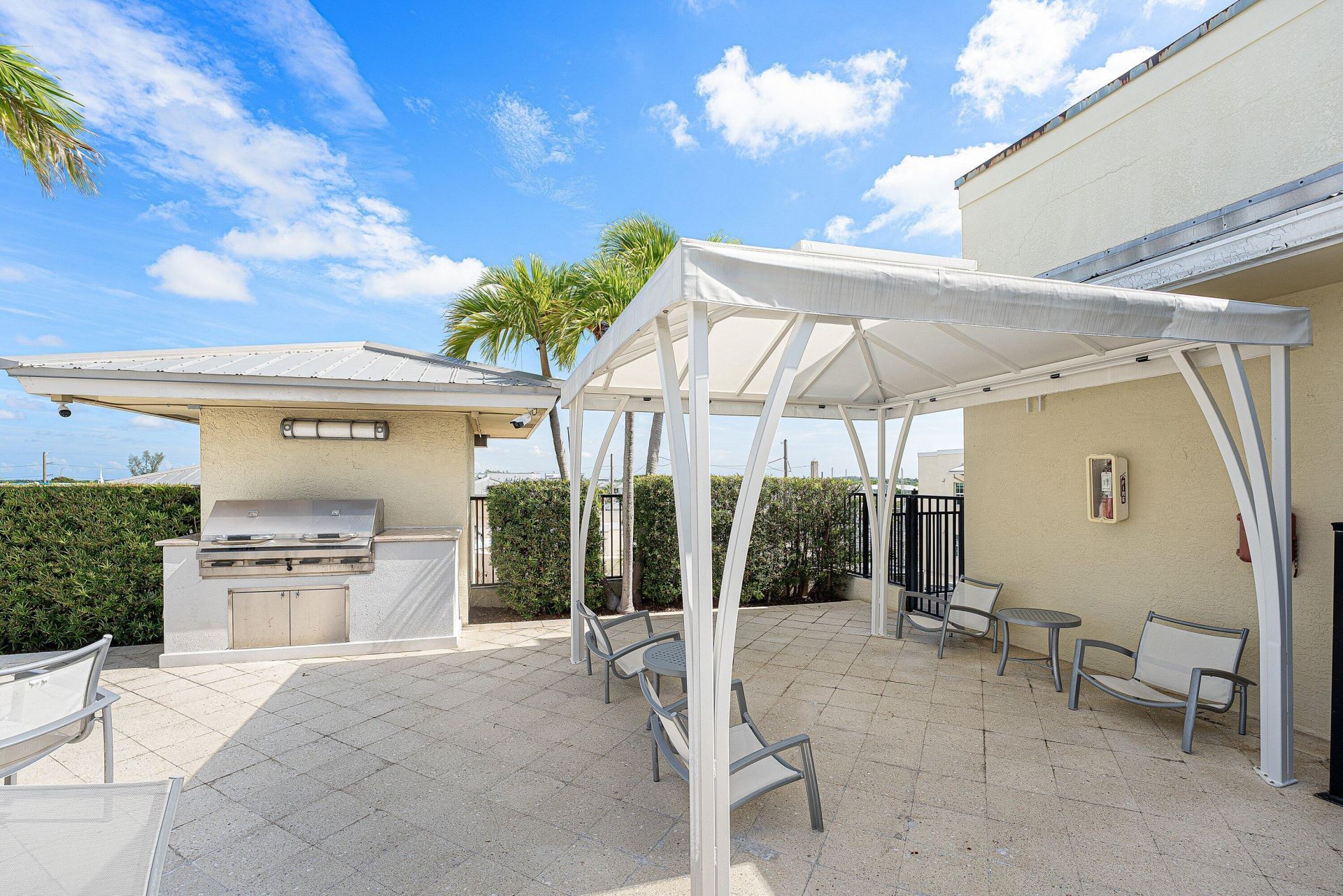 235 NE 1st Street, Unit PH 503, Delray Beach, FL 33444 Photo