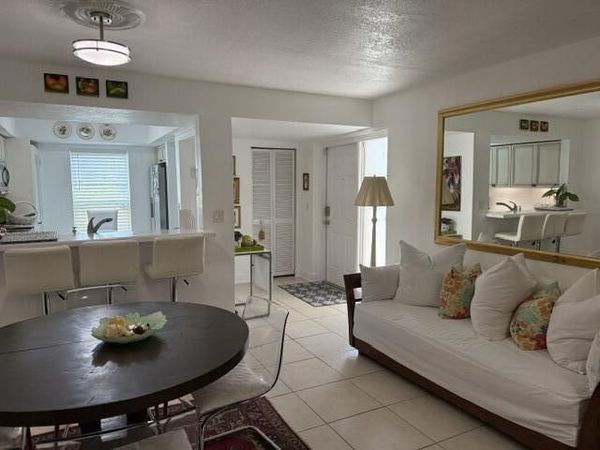 1723 EMBASSY Drive, Unit 103, West Palm Beach, FL 33401