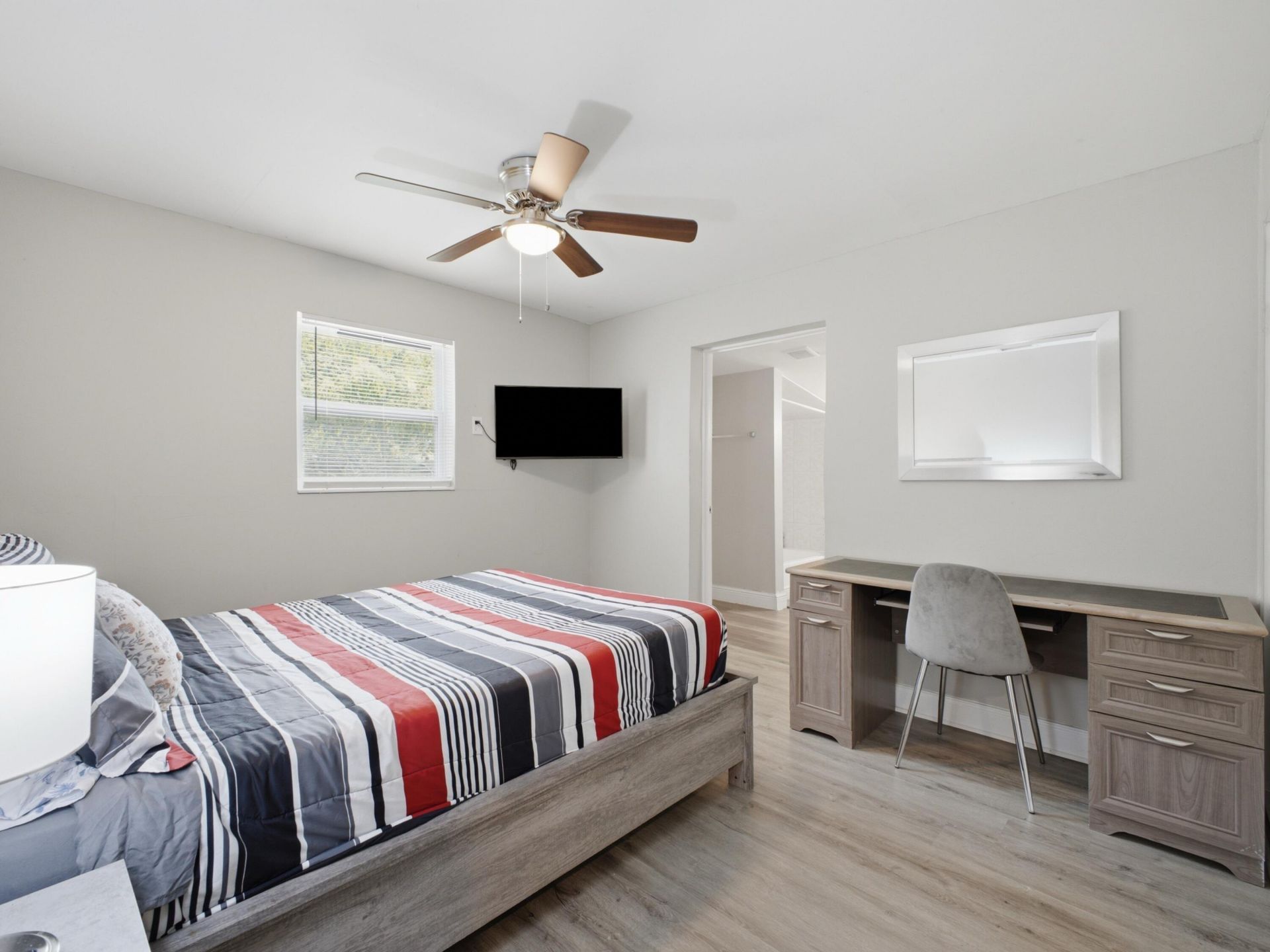 226 E Gateway Boulevard, Boynton Beach, FL 33435 Photo