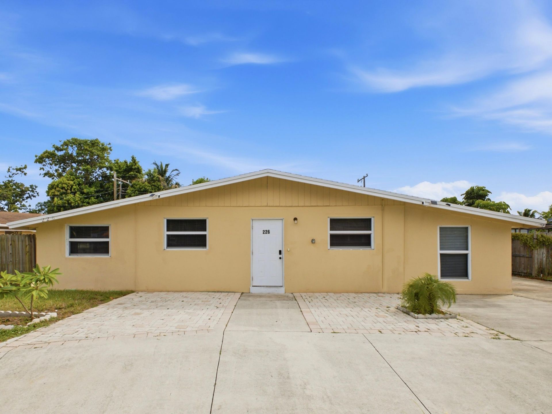 226 E Gateway Boulevard, Boynton Beach, FL 33435 Photo