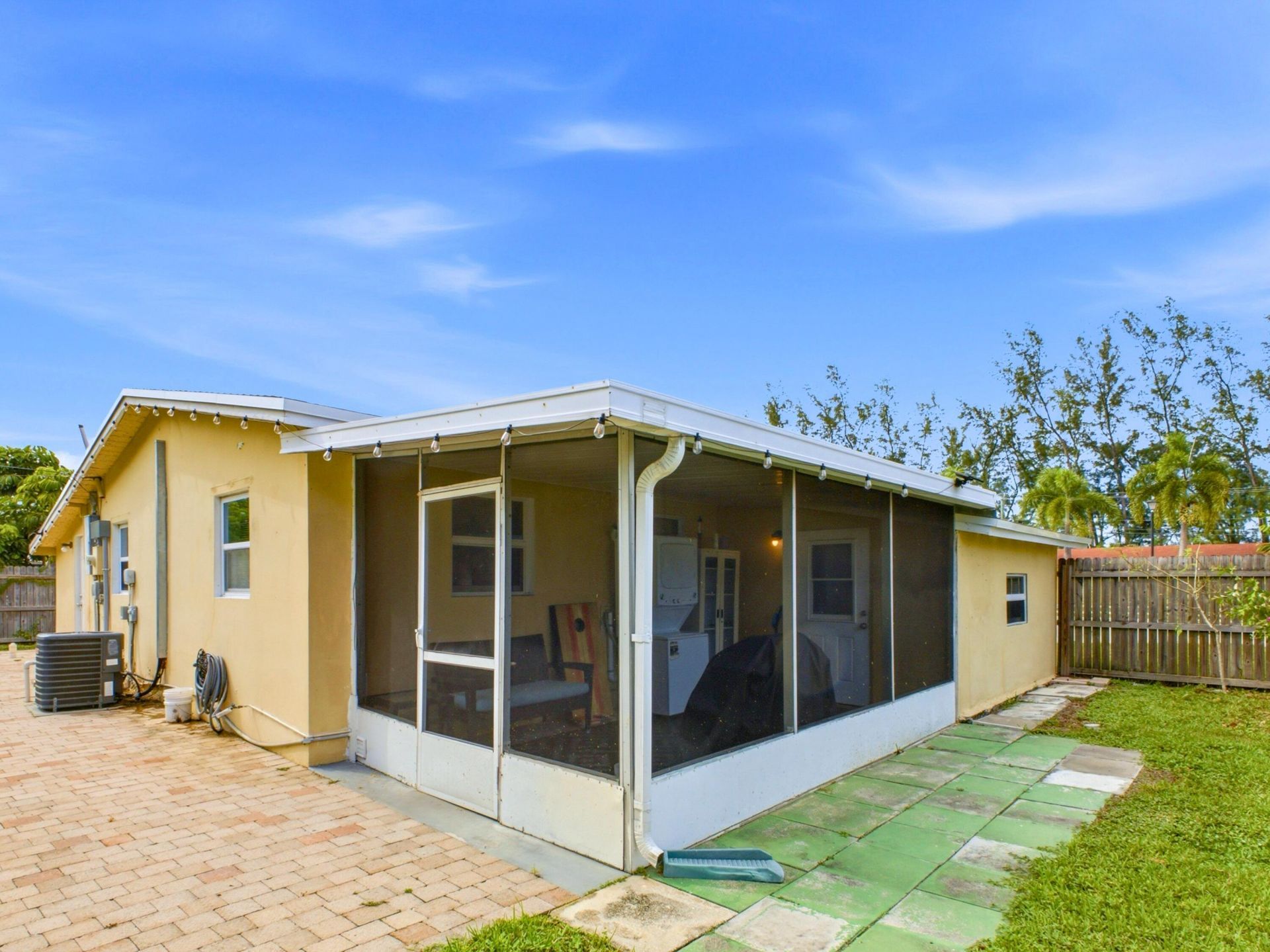226 E Gateway Boulevard, Boynton Beach, FL 33435 Photo