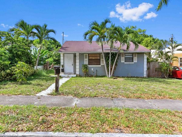 811 32nd Street, West Palm Beach, FL 33407