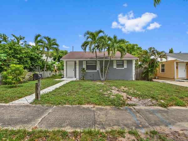 811 32nd Street, West Palm Beach, FL 33407