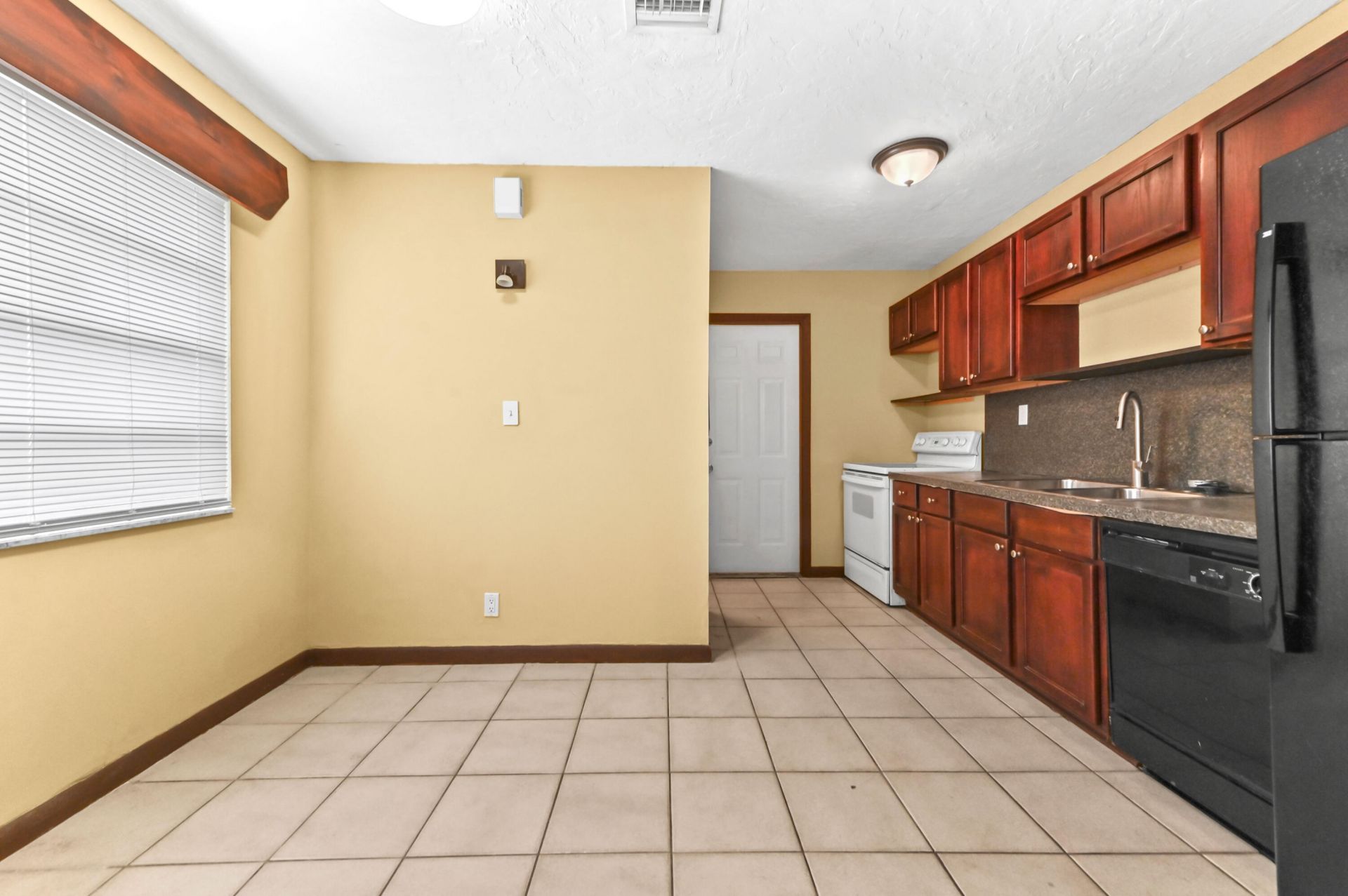811 32nd Street, West Palm Beach, FL 33407 Photo