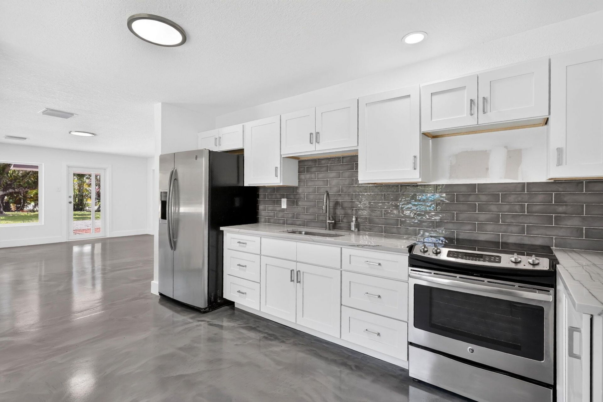 5327 St Lucie Boulevard, Fort Pierce, FL 34946 Photo