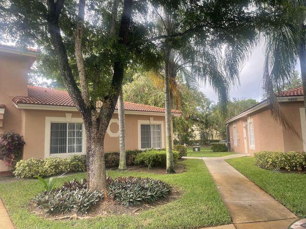 9888 Kamena Circle, Unit 55, Boynton Beach, FL 33436