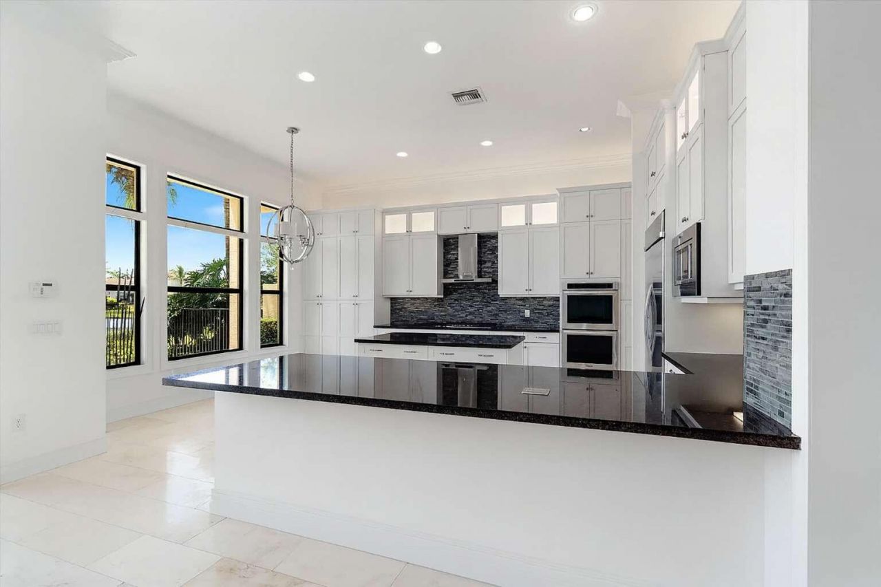 8151 Lost Creek Lane, Delray Beach, FL 33446 Photo