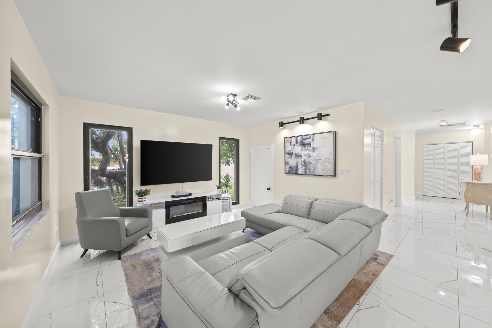 4406 SW 35th Avenue, Fort Lauderdale, FL 33312 Photo